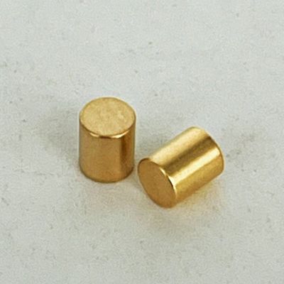 Высокомощный катушной пакет 3А 12В позолоченный SMT Pogo Pin 3 мм Высота 2,5 мм Диаметр